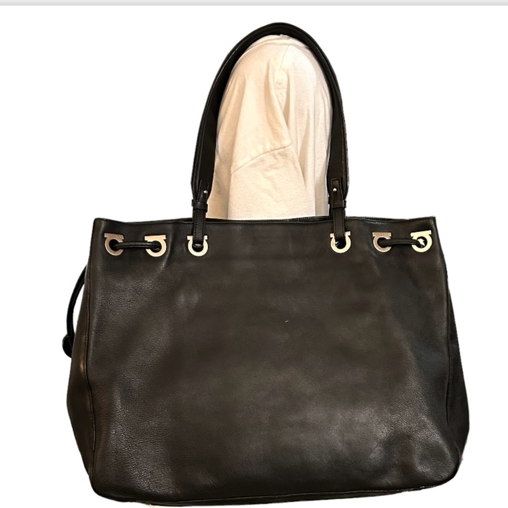 Authentic SALVATORE FERRAGAMO black leather tote, made in Italy